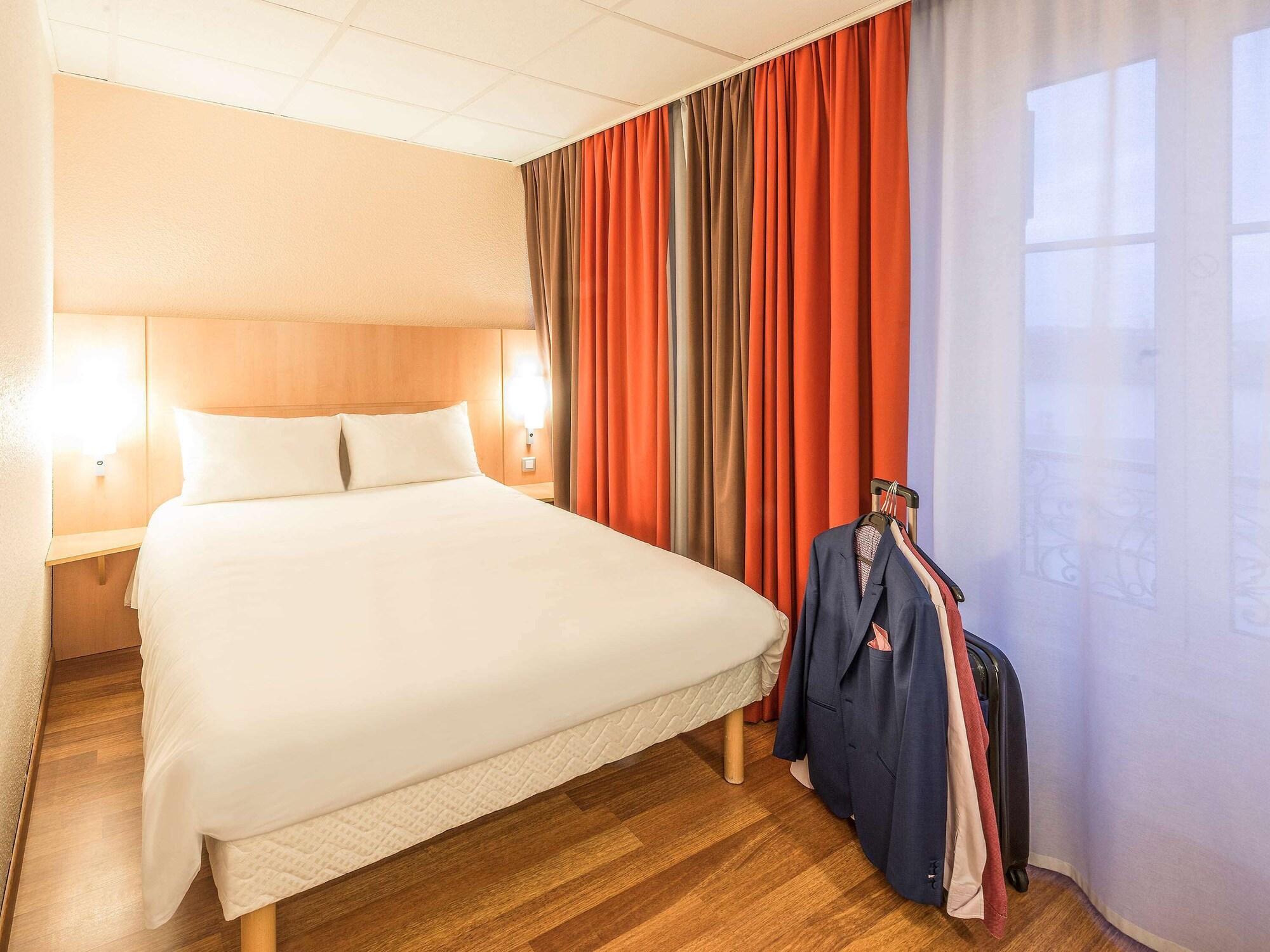 Hotel Ibis Centre 3*