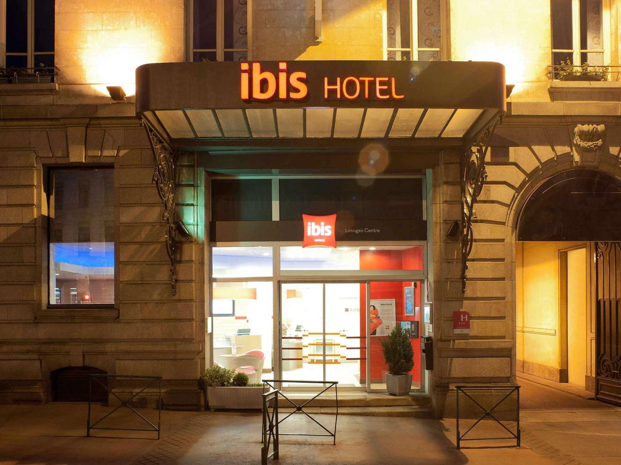 Ibis Centre Hotel 3*