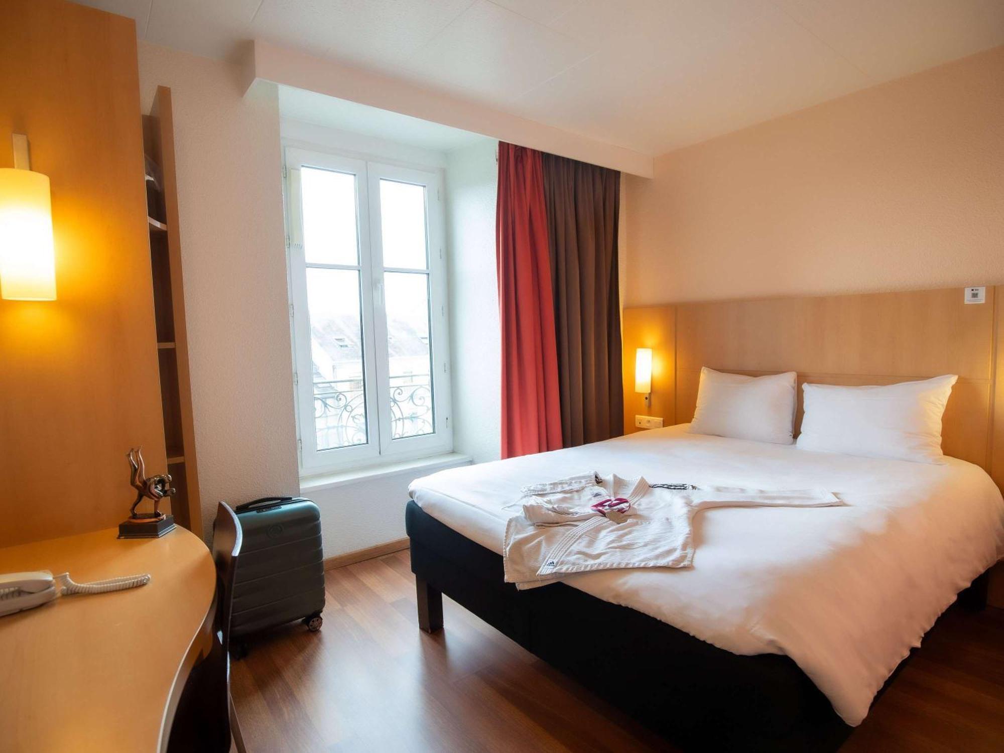 Ibis Centre 3*